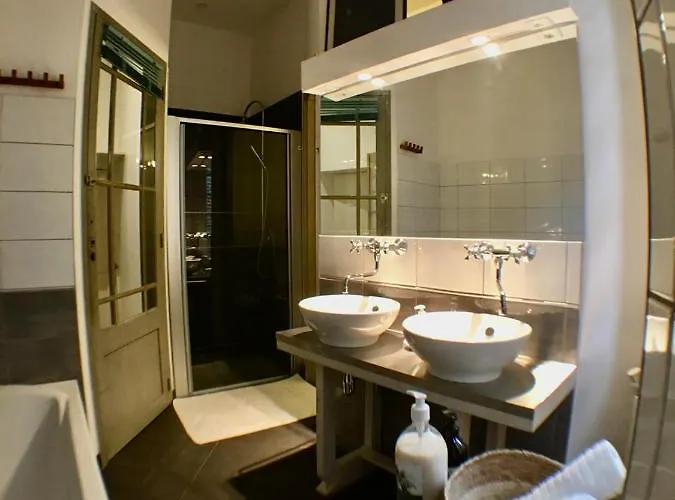 Bauhaus Saint-pierre Гостевой дом